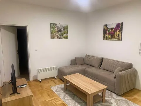 Rent, two bedroom apartment, 65m², Stari Aerodrom, Podgorica - image 3