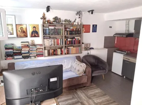 Prodaja, garsonjera, 20m², Malo Brdo, Podgorica - image 2