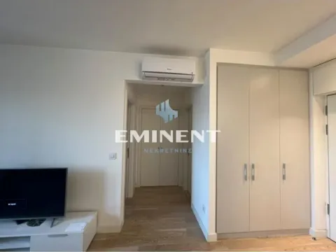 Izdavanje, dvosoban stan, 56m², Savski Venac, Beograd - image 2