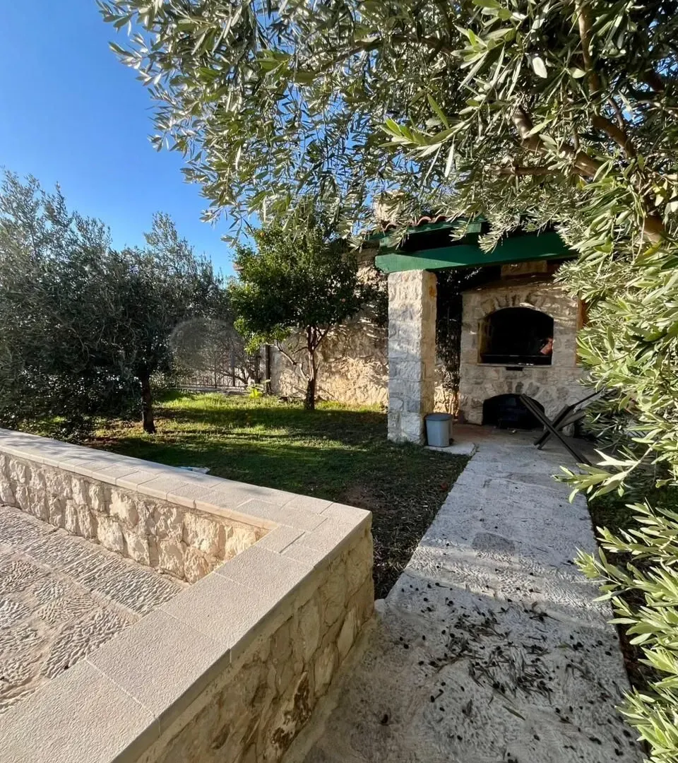Rent, house, 200m², Reževići, Budva
