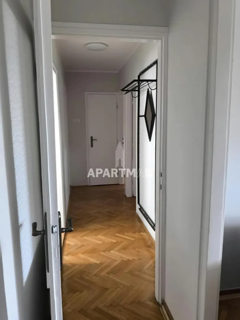 Rent, three bedroom apartment, 67m², Novi Beograd Sve Podlokacije, Beograd