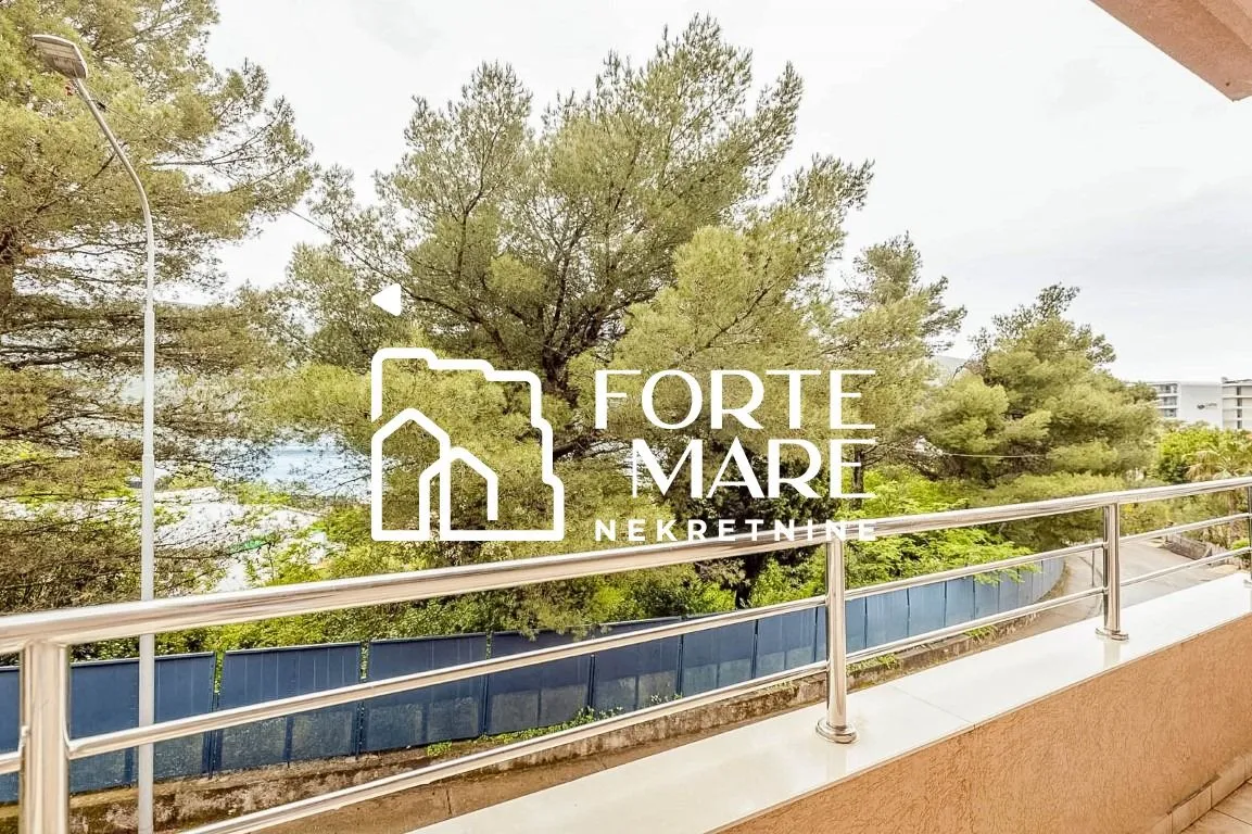Izdavanje, dvosoban stan, 73m², Kumbor, Herceg Novi