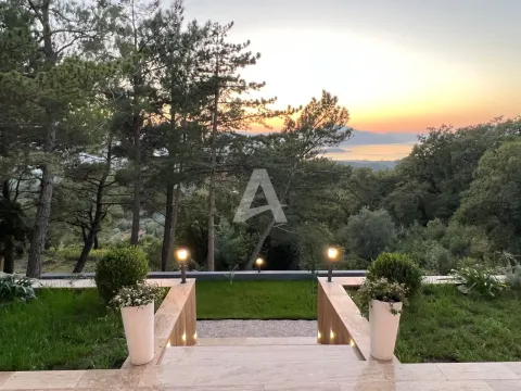 Sale, house, 317m², Kavač, Kotor - image 26