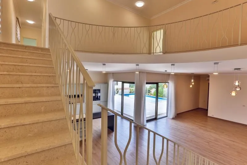 Prodaja, kuća, 834m², Tivat, Crna Gora