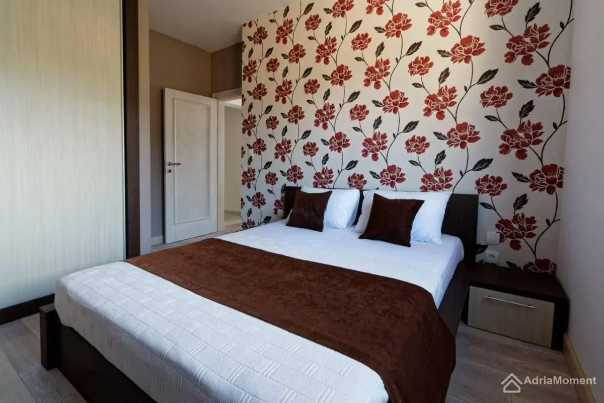 Prodaja, trosoban stan, 140m², Donja Lastva, Tivat