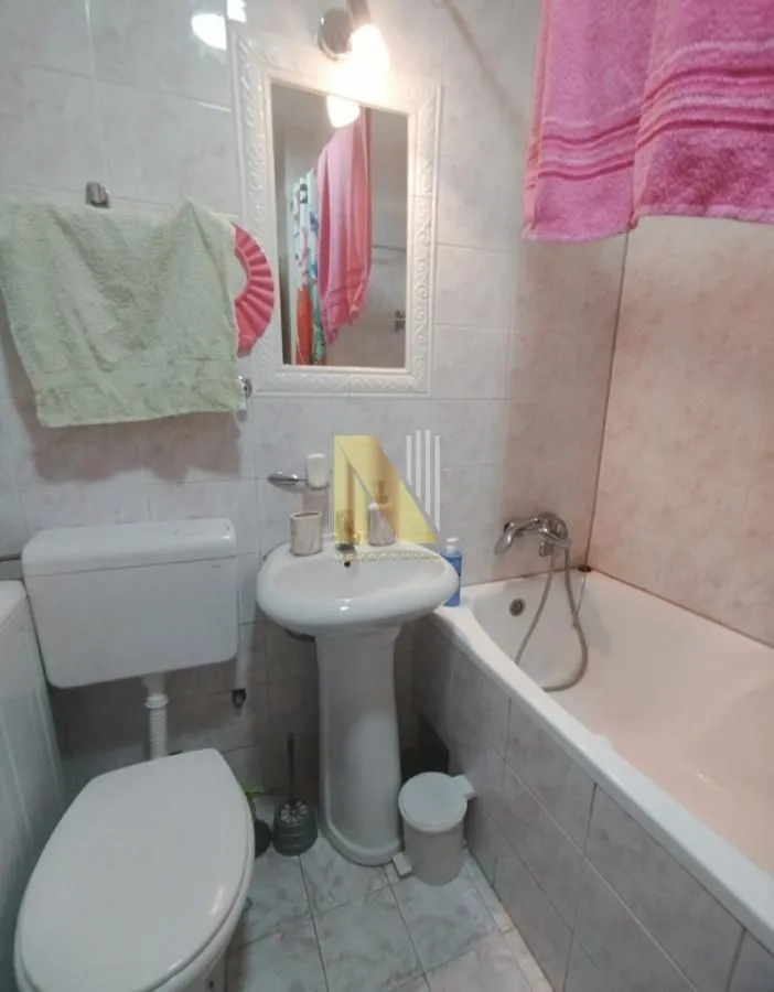 Izdavanje, trosoban stan, 77m², Liman 3, Novi Sad Sve Podlokacije