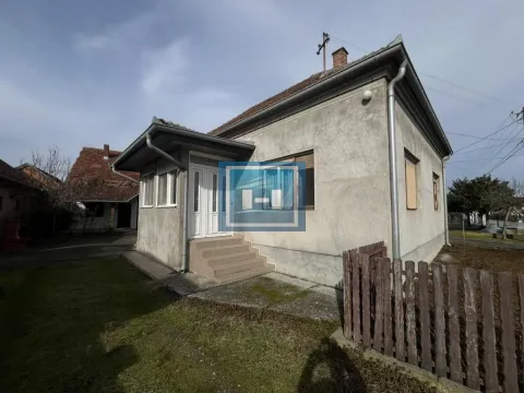 Sale, house, 304m², Krušar, Ćuprija - image 1