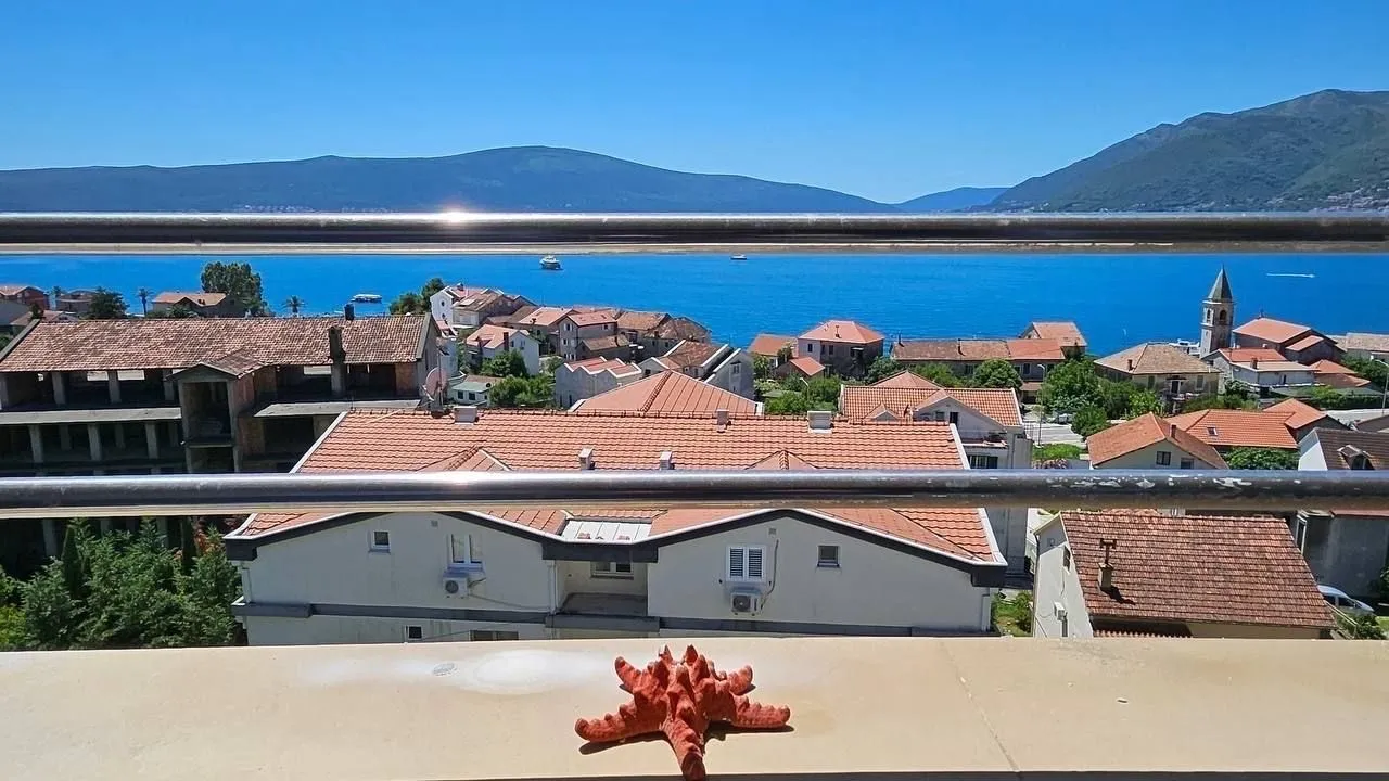 Prodaja, dvosoban stan, 90m², Donja Lastva, Tivat