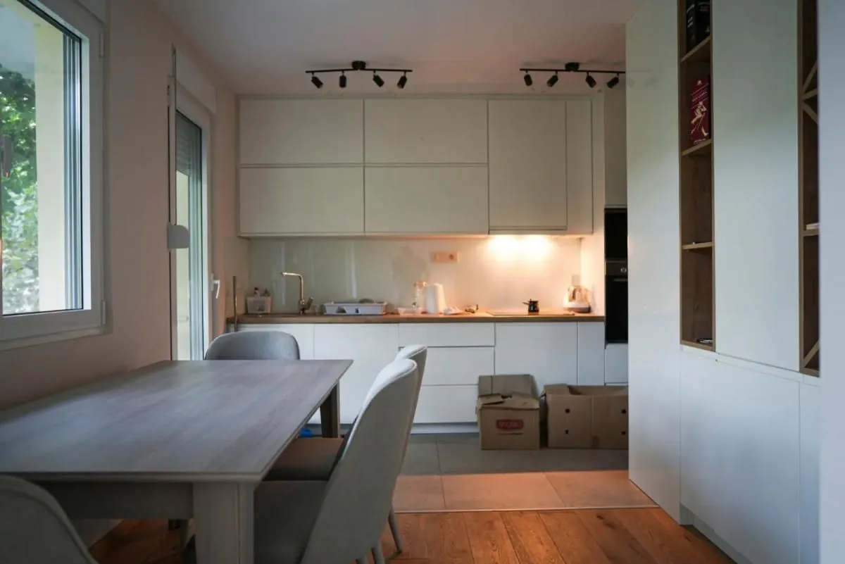 Rent, two bedroom apartment, 83m², Kotor, Crna Gora
