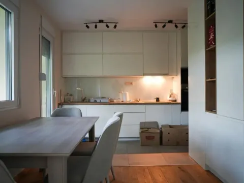 Izdavanje, dvosoban stan, 83m², Kotor, Crna Gora - image 2