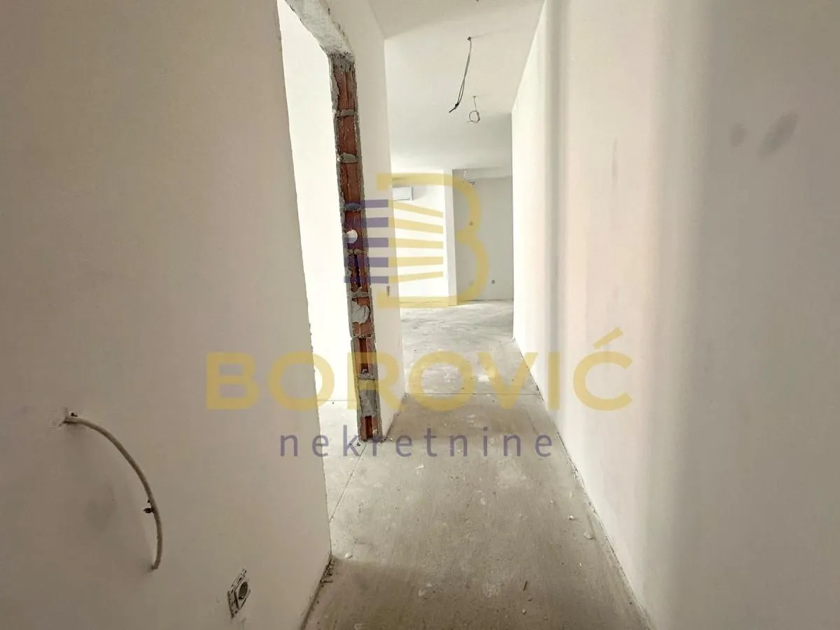 Sale, office space, 86m², Dušanovac, Voždovac Sve Podlokacije