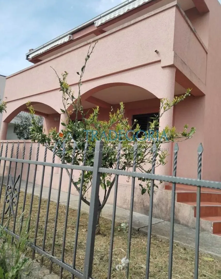 Prodaja, kuća, 220m², Bar, Crna Gora