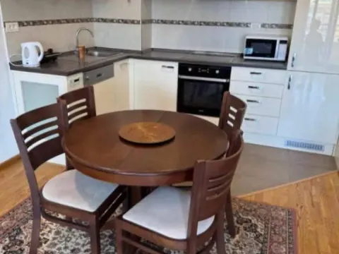 Prodaja, jednosoban stan, 51m², City Kvart, Podgorica - image 4