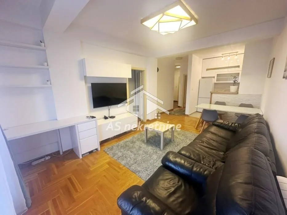 Rent, apartment, 53m², Đeram Pijaca, Beograd