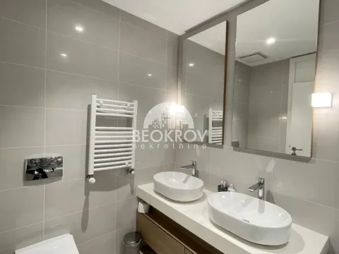 Izdavanje, trosoban stan, 90m², Savski Venac, Beograd - image 10