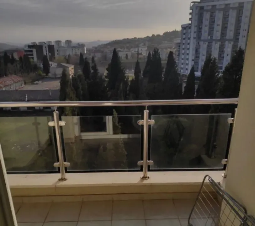 Izdavanje, trosoban stan, 75m², Zagorič, Podgorica