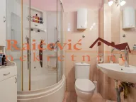 Prodaja, stan, 214m², Zemun Centar, Zemun Sve Podlokacije - image 9