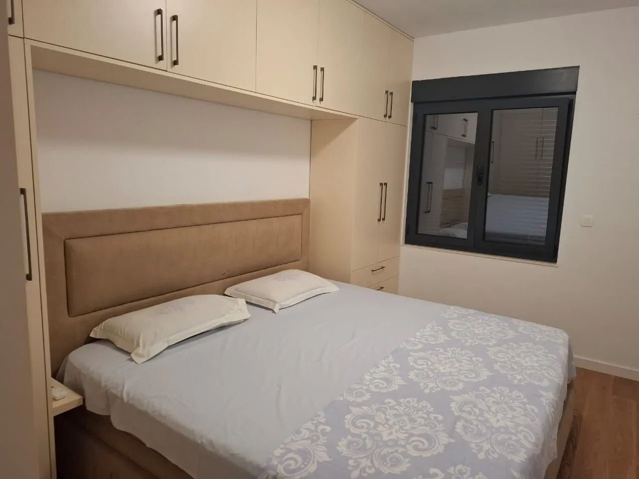 Rent, two bedroom apartment, 60m², Kalimanj, Tivat