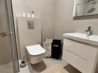 Izdavanje, jednosoban stan, 45m², City Kvart, Podgorica - image 9