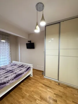 Rent, three bedroom apartment, 95m², Budva, Crna Gora - image 5