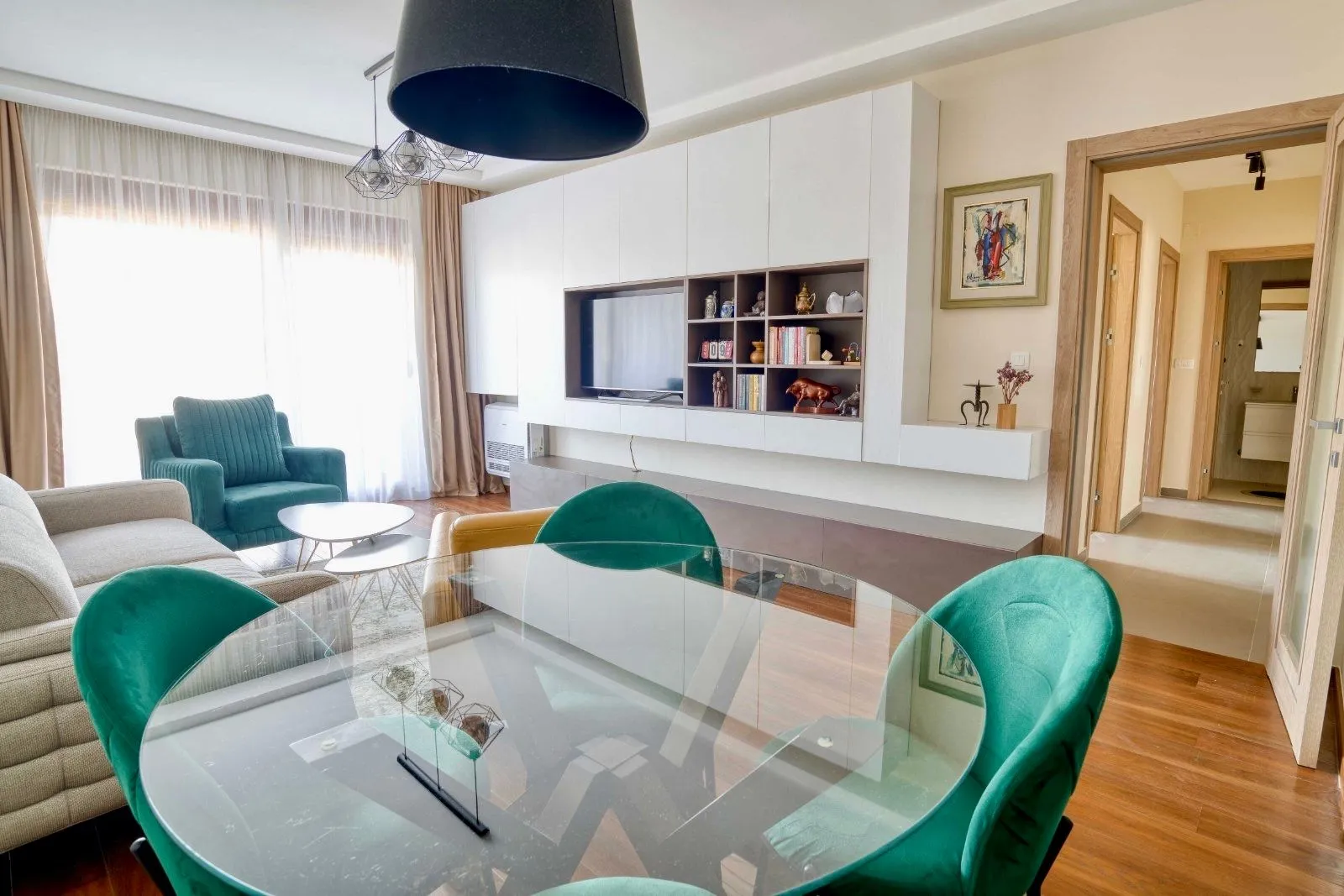 Izdavanje, dvosoban stan, 72m², City Kvart, Podgorica