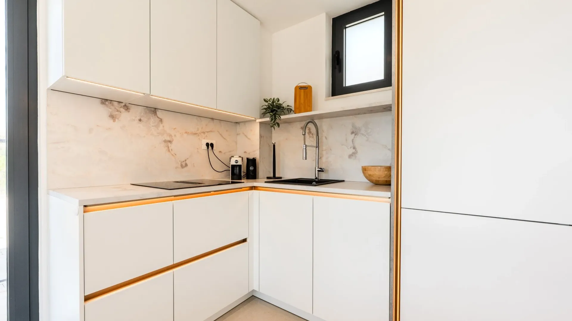 Rent, house, 159m², Reževići, Budva