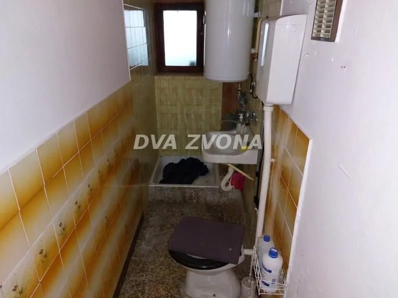 Prodaja, kuća, 400m², Sremska Kamenica, Petrovaradin