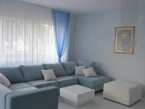 Prodaja, stan, 192m², Ljuta, Kotor - image 6