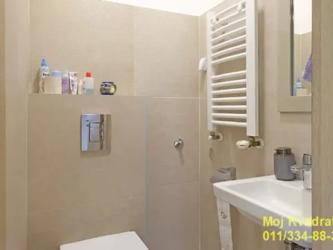 Prodaja, četvorosoban stan, 130m², Vračar Hram, Vračar Sve Podlokacije - image 8