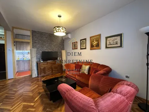 Rent, two bedroom apartment, 60m², Blok 6, Podgorica - image 2