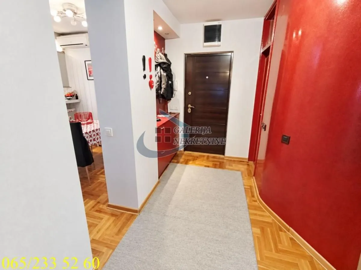 Prodaja, trosoban stan, 84m², Cerak Vinogradi, Beograd