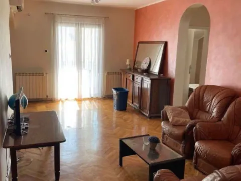 Sale, four bedroom apartment, 94m², Centar, Budva - image 2