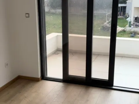 Sale, house, 225m², Bar, Crna Gora - image 17