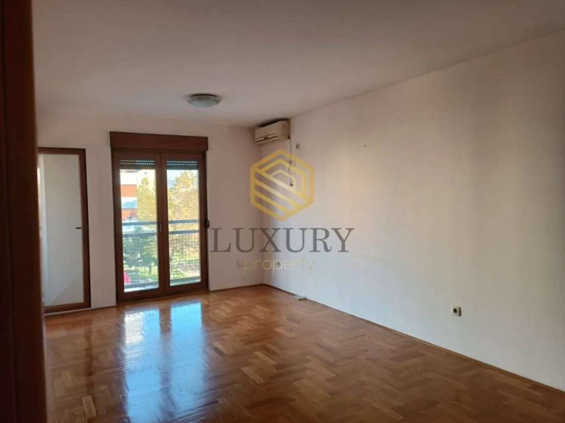 Rent, two bedroom apartment, 67m², Stari Aerodrom, Podgorica