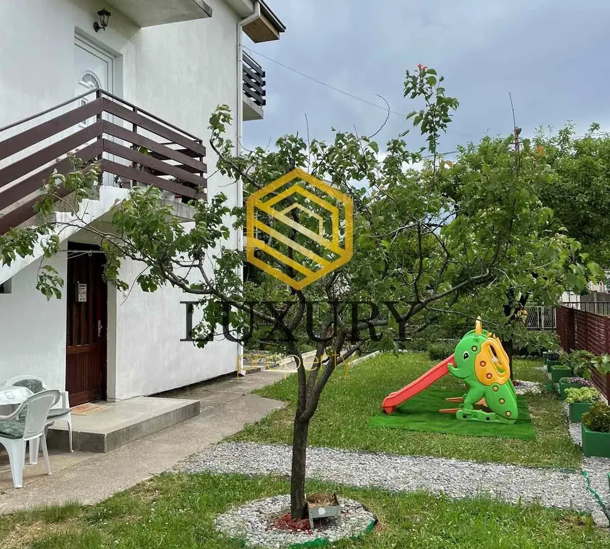 Rent, house, 120m², Masline, Podgorica