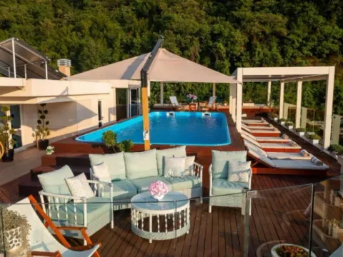 Prodaja, dvosoban stan, 61m², Budva, Crna Gora - image 2