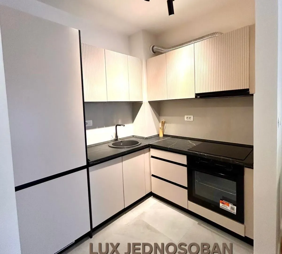 Rent, one bedroom apartment, 42m², Central Point, Podgorica