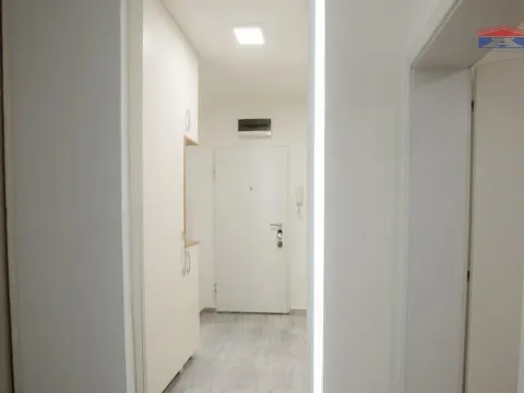 Izdavanje, trosoban stan, 65m², Grbavica, Novi Sad Sve Podlokacije - image 30