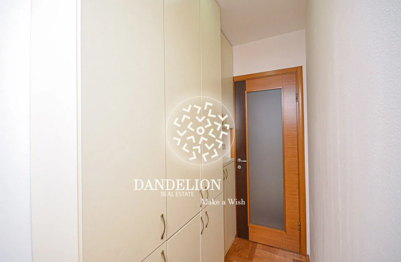 Rent, one bedroom apartment, 59m², Central Point, Podgorica
