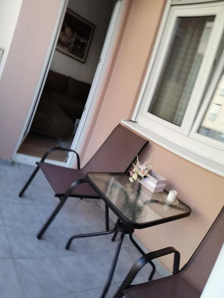 Izdavanje, jednosoban stan, 45m², City Kvart, Podgorica