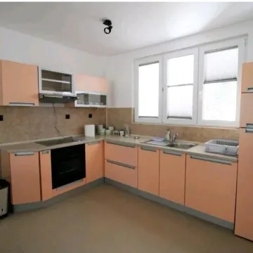 Rent, three bedroom apartment, 140m², Zelenika, Herceg Novi - image 3