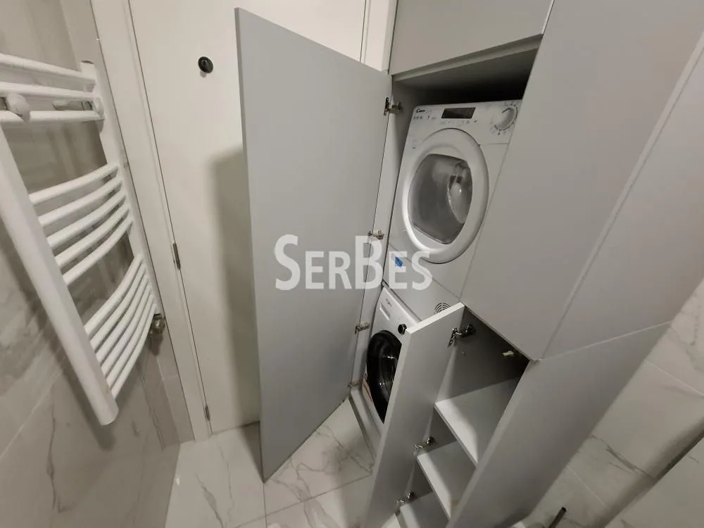 Izdavanje, dvosoban stan, 42m², Bulevar Oslobodjenja, Novi Sad Sve Podlokacije