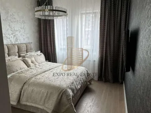 Izdavanje, trosoban stan, 83m², Savski Venac, Beograd - image 5