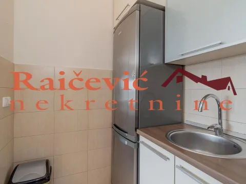 Rent, one bedroom apartment, 43m², Voždovac Sve Podlokacije, Beograd - image 8