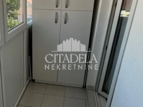 Sale, one bedroom apartment, 33m², Kneževac, Beograd - image 8
