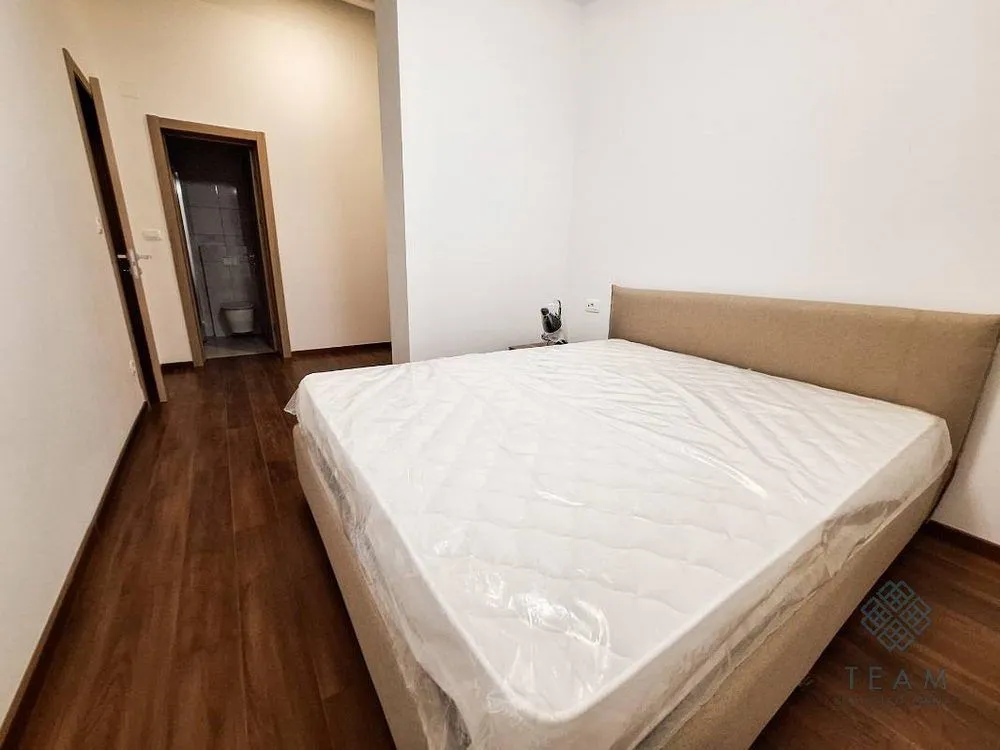 Rent, four bedroom apartment, 136m², Master Kvart, Podgorica