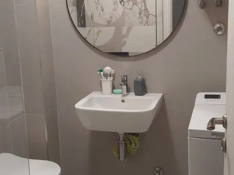 Izdavanje, jednosoban stan, 63m², Slovenska Plaža, Budva - image 16