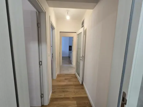 Prodaja, dvosoban stan, 68m², Central Point, Podgorica - image 10