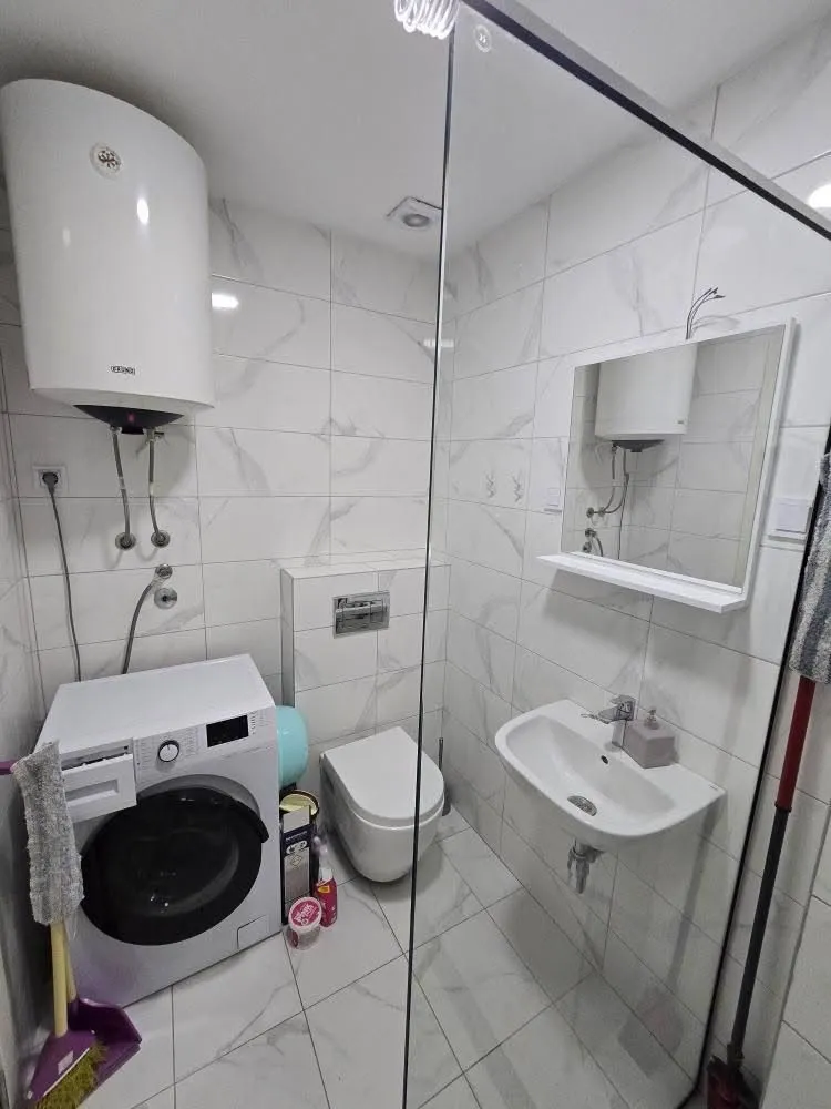 Rent, one bedroom apartment, 47m², Stari Aerodrom, Podgorica