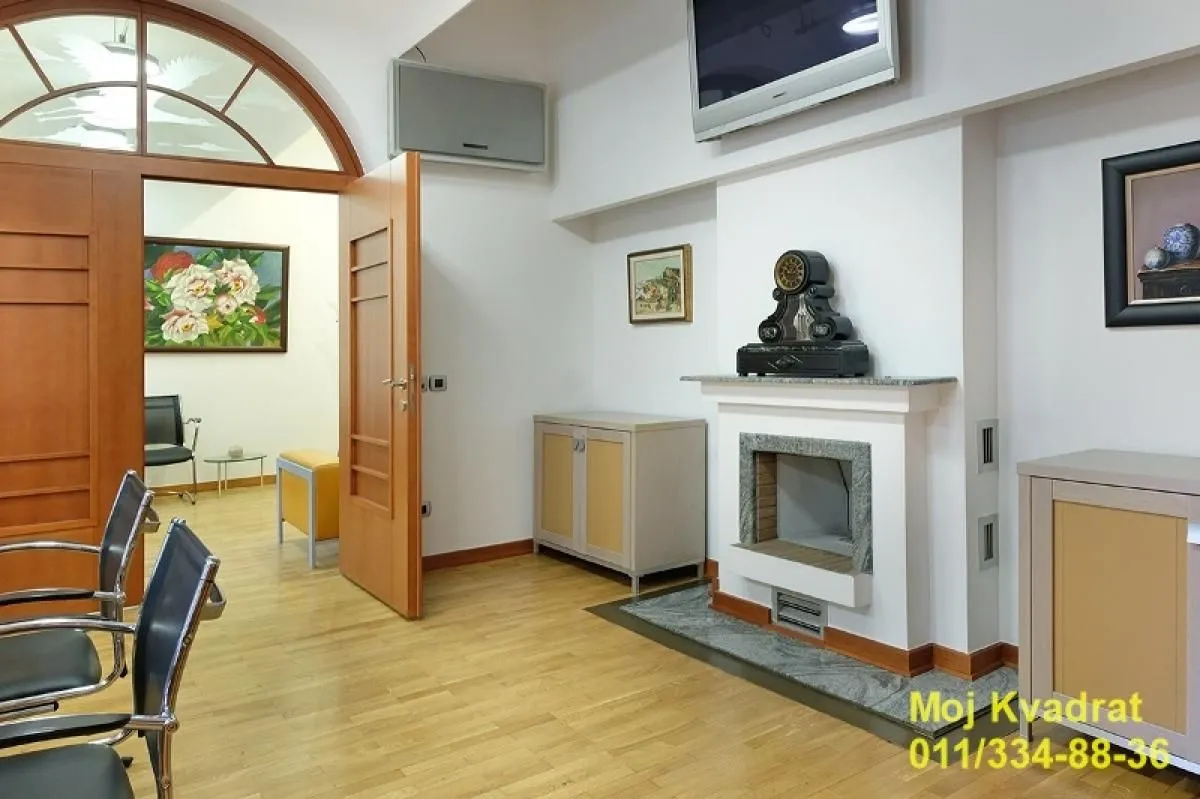 Prodaja, četvorosoban stan, 120m², Stari Grad, Beograd
